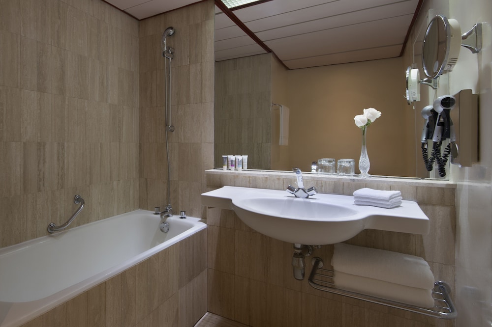 Treffen House Doha next to Msheireb Metro Station and Souq Waqif 31/64