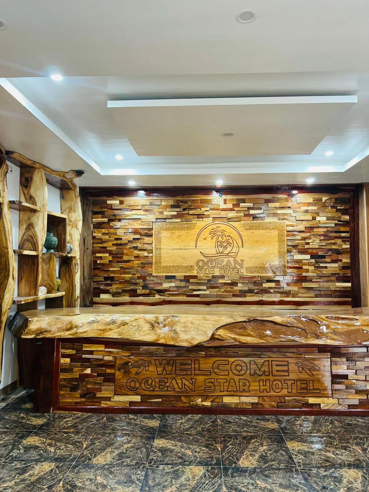 Ocean Star Hotel Coron 9/50