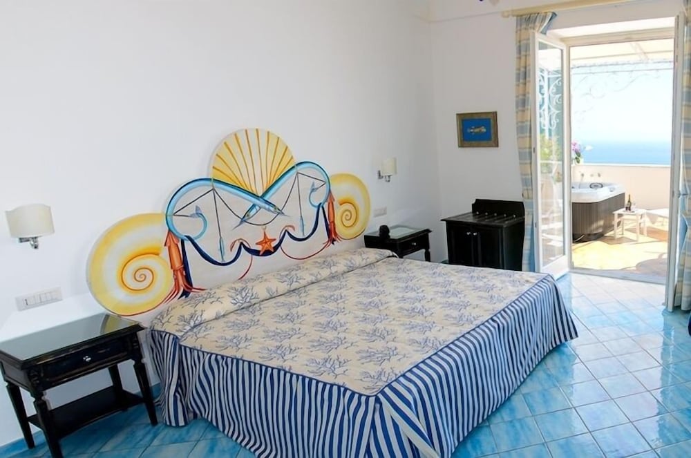 SUITE, OCEAN VIEW, PRIVATE POOL