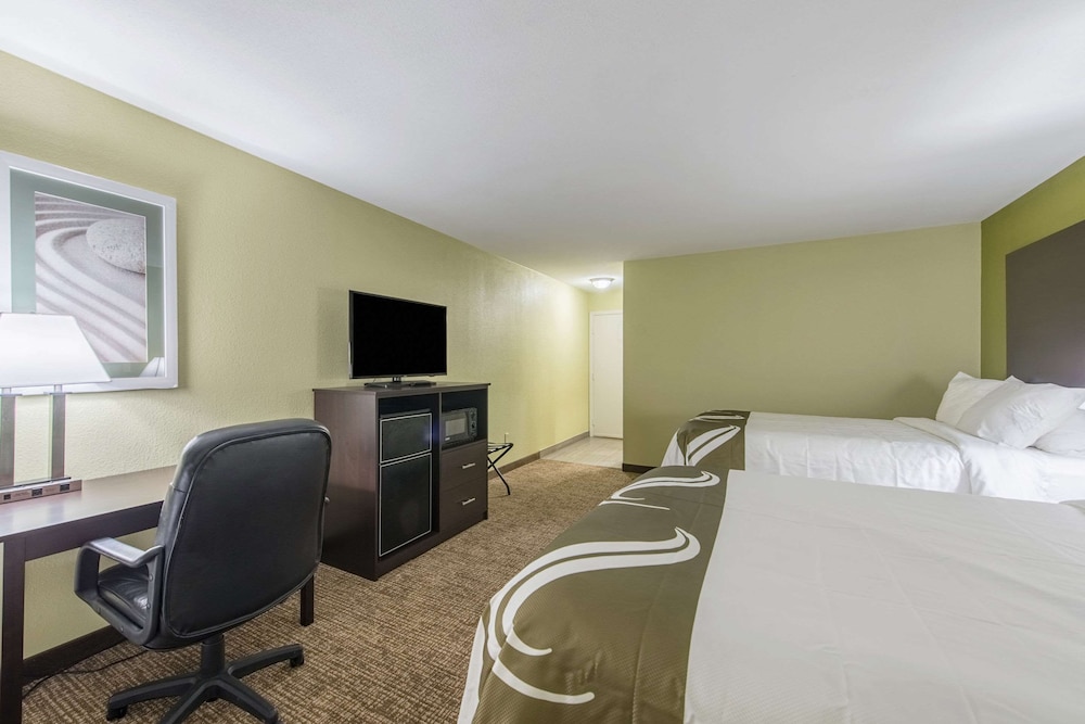 Quality Inn and Suites University Area 10/38