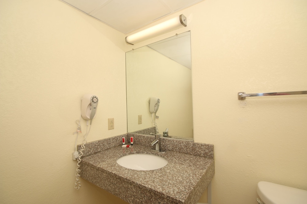Hamilton Inn Jonesville I-77 9/24