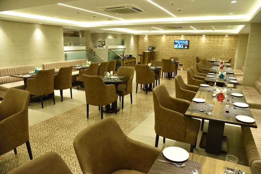Royalton Hyderabad 35/48