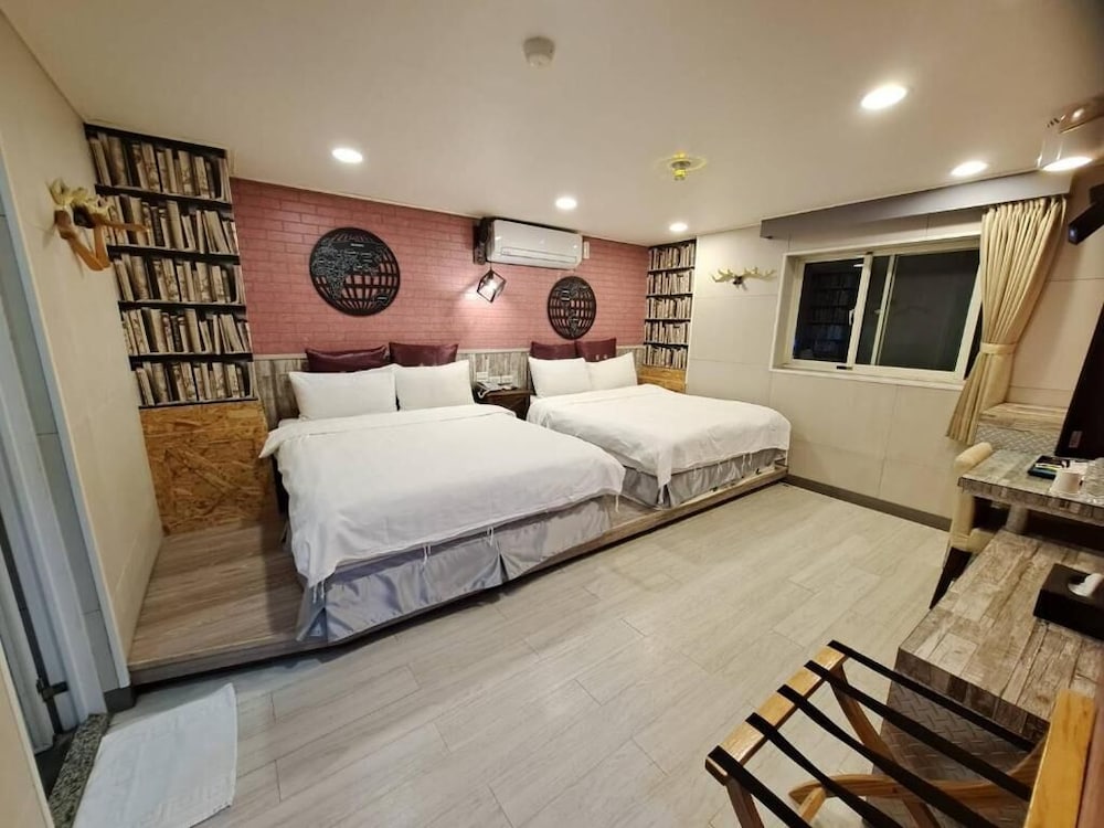 Bin City Hotel 16/50