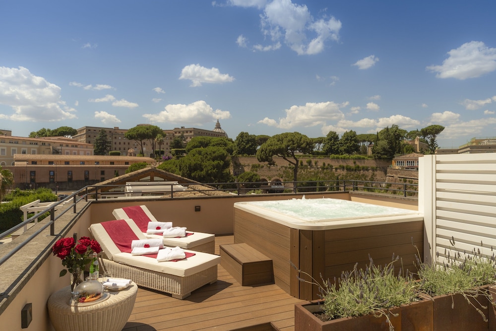 Villa Agrippina Gran Melia (ex Gran Melia Roma) in ROME