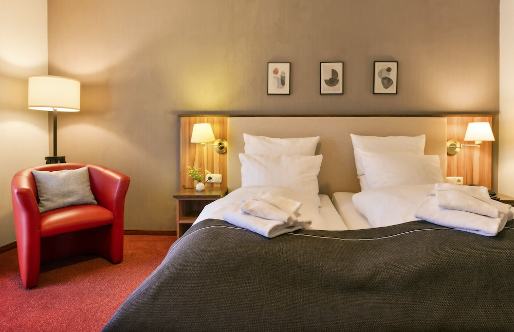 City Hotel Meckenheim 13/40