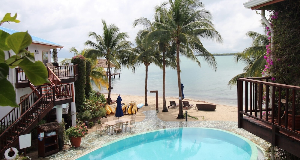 Chabil Mar Resort 46/50
