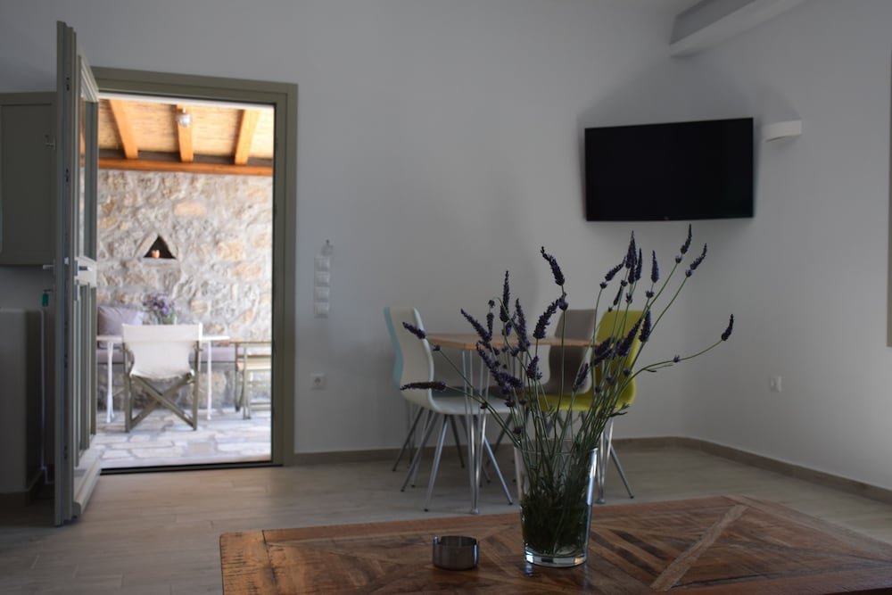 Andromeda Mykonos Villas & Suites 30/50