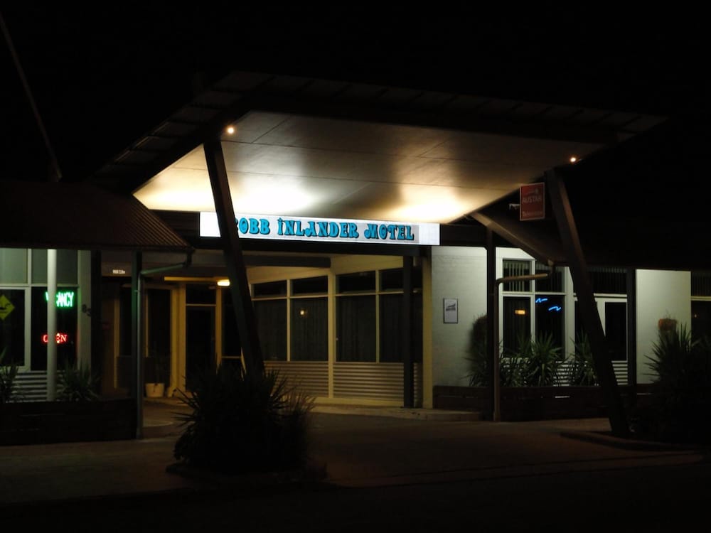 COBB INLANDER MOTEL 3/32