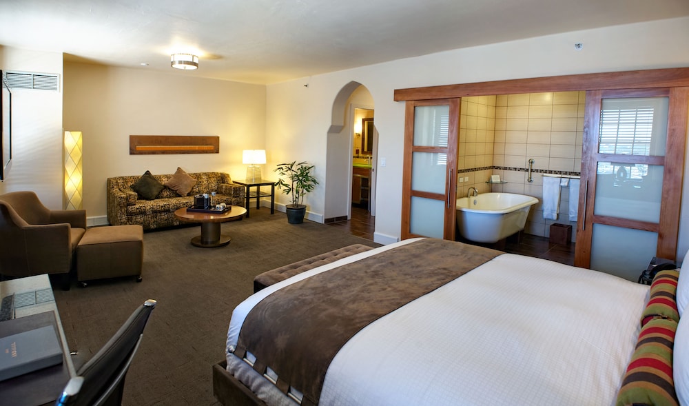 Hotel Andaluz Albuquerque, Curio Collection by Hilton 6/55