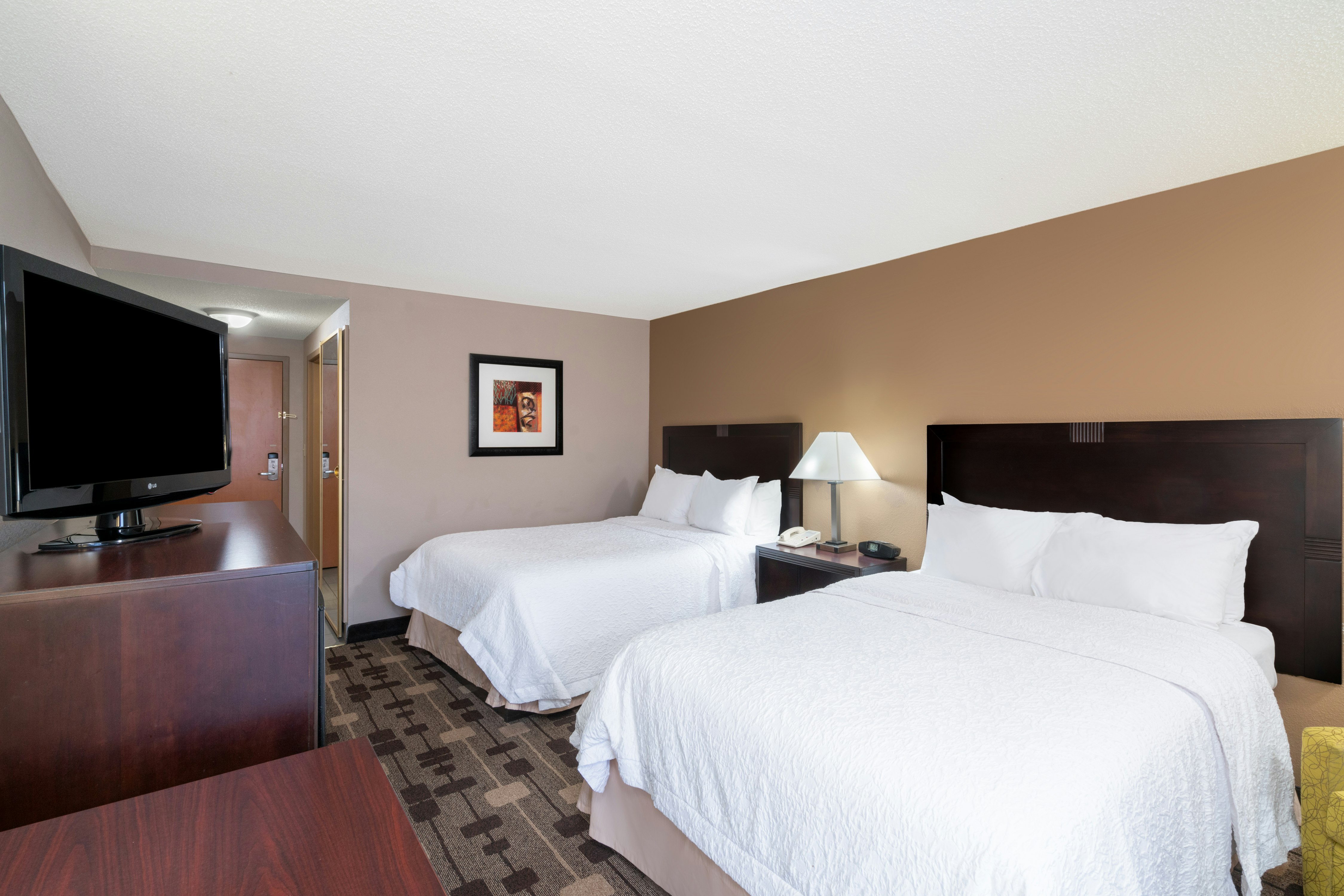 Hampton Inn Dublin 21/70