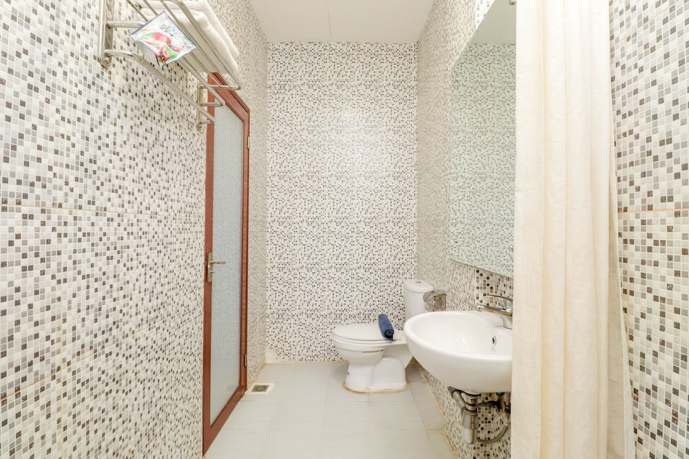 Blitz Hotel Batam Near Sultan Mahmud Ri'ayat Shah 30/31