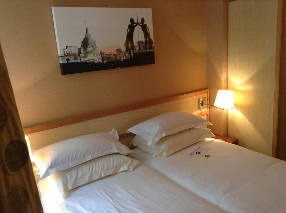 Best Western Plus Bretagne Montparnasse 10/44