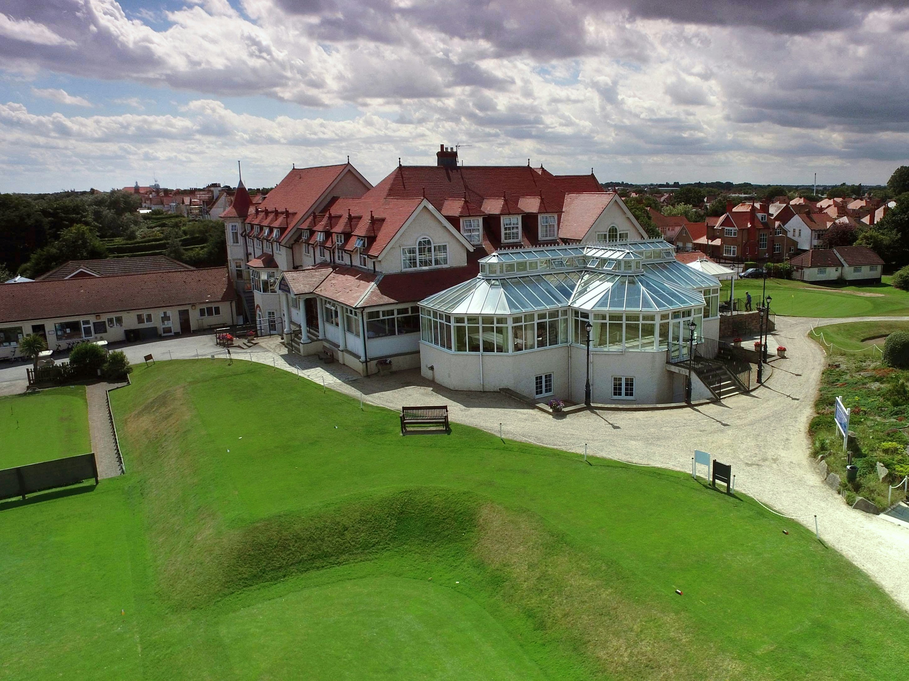 North Shore Hotel and Golf Club 39/43