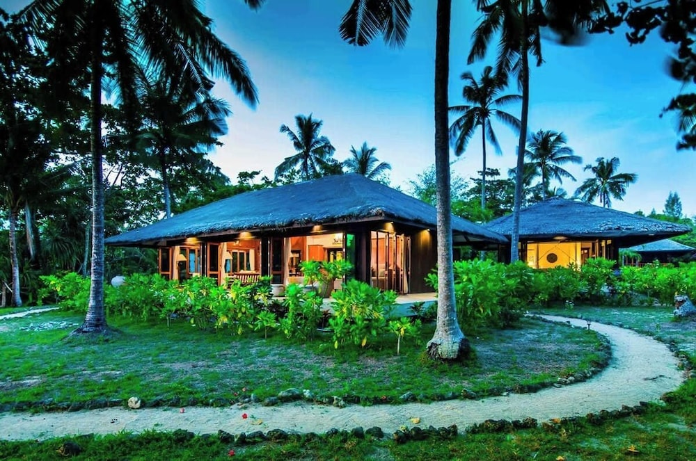 Koh Jum Beach Villas 6/76