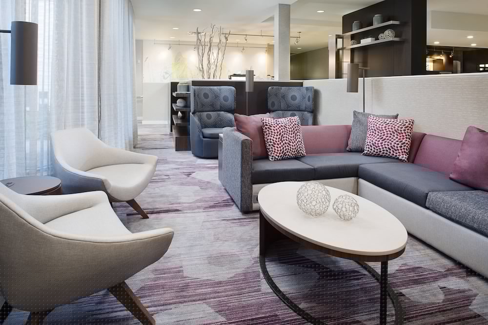 Courtyard By Marriott Birmingham Homewood 23/32