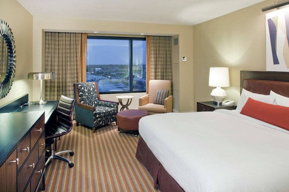 HILTON OMAHA 17/64