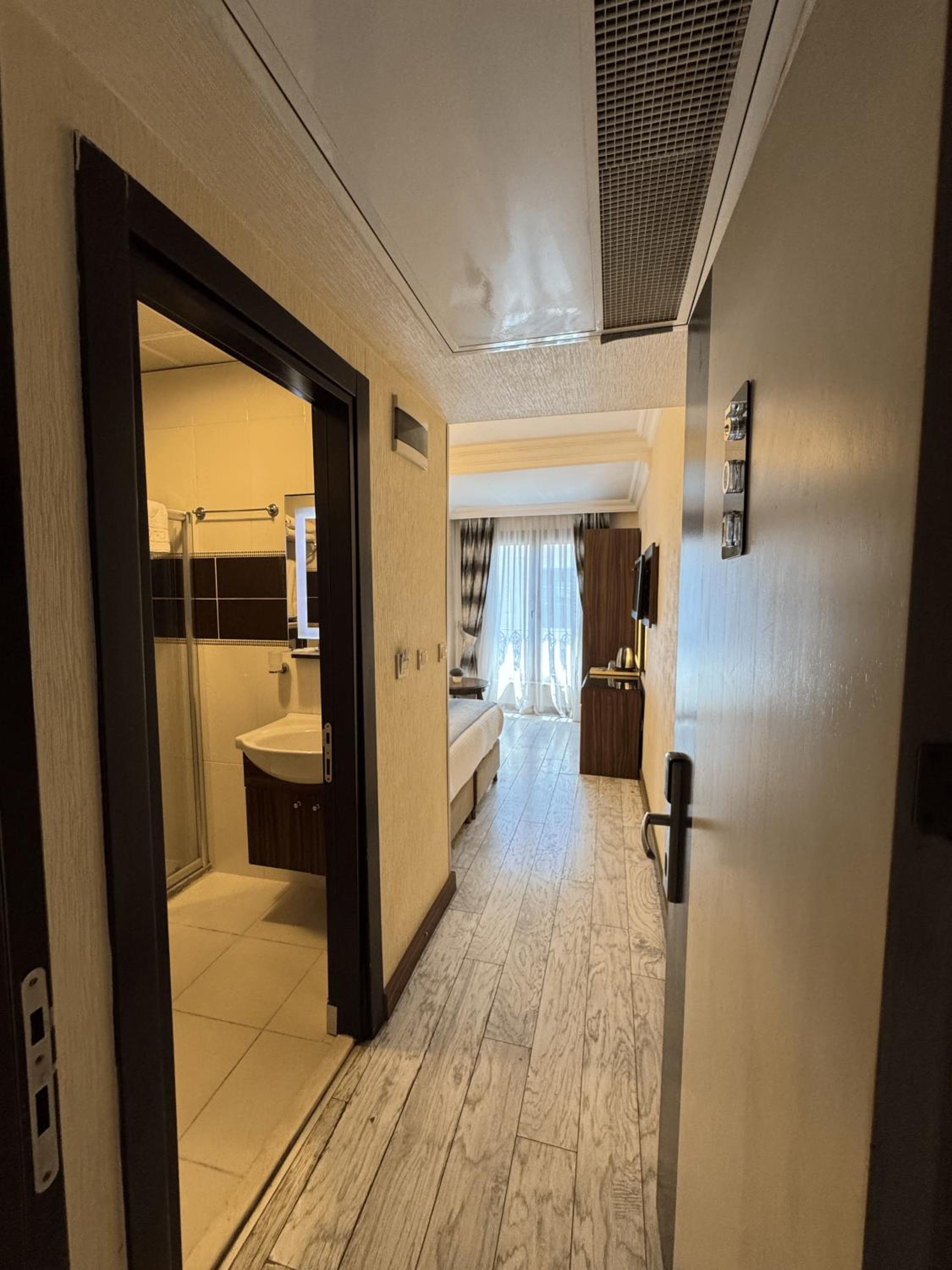 BULVAR HOTEL 26/50