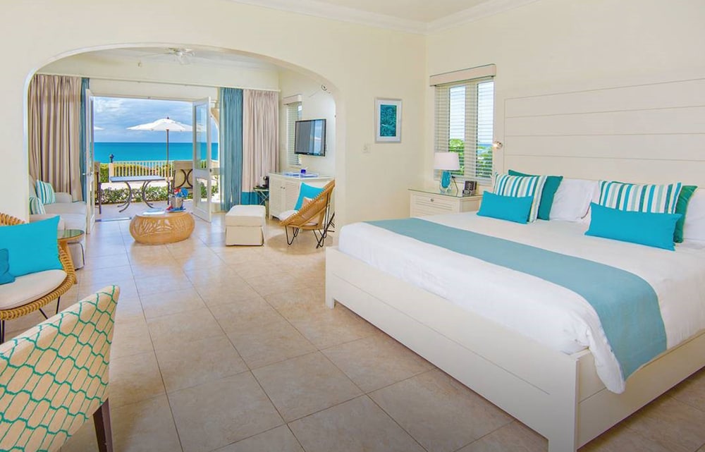 Blue Waters Resort And Spa 13/41