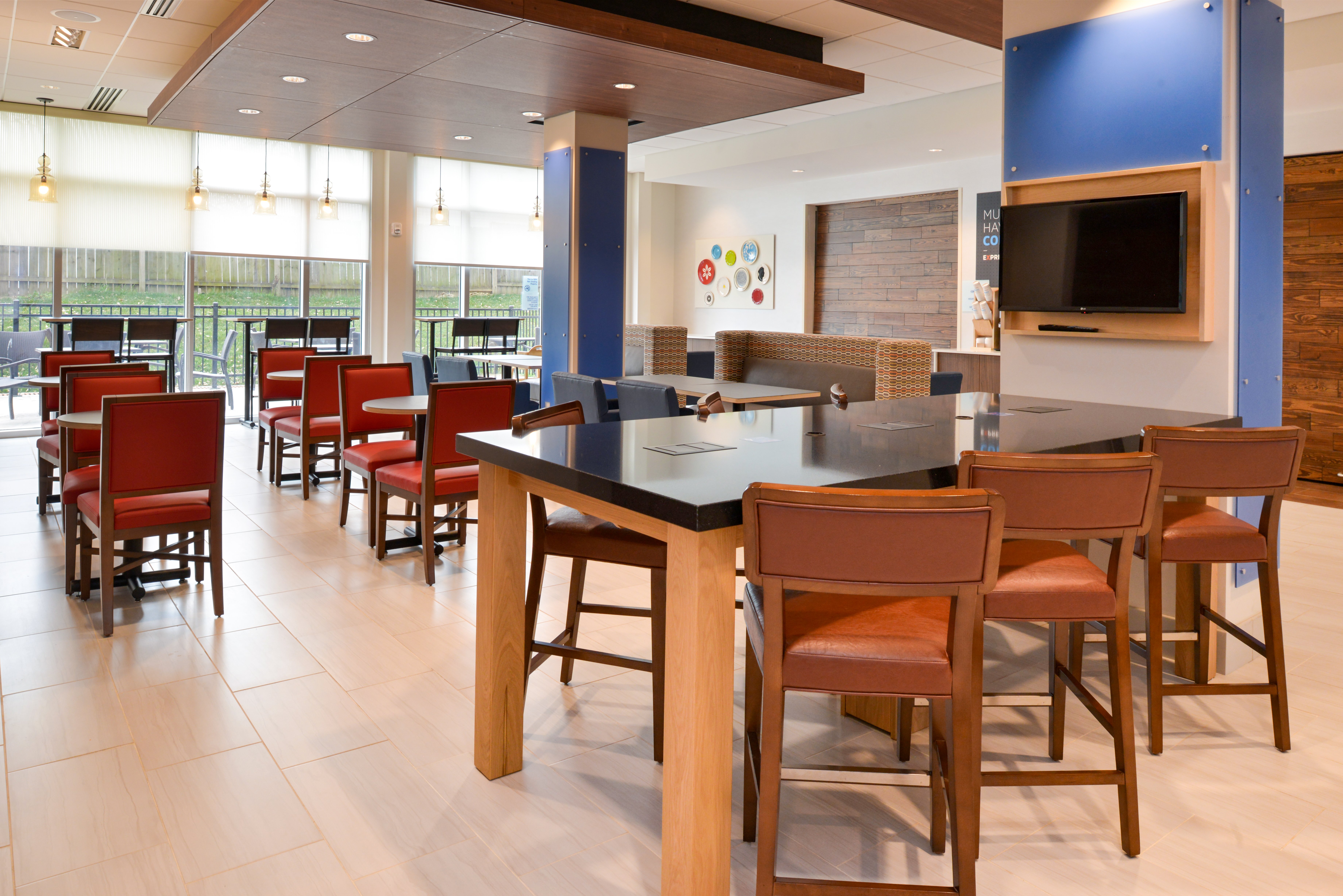 Holiday Inn Express And Suites Ottumwa 51/67