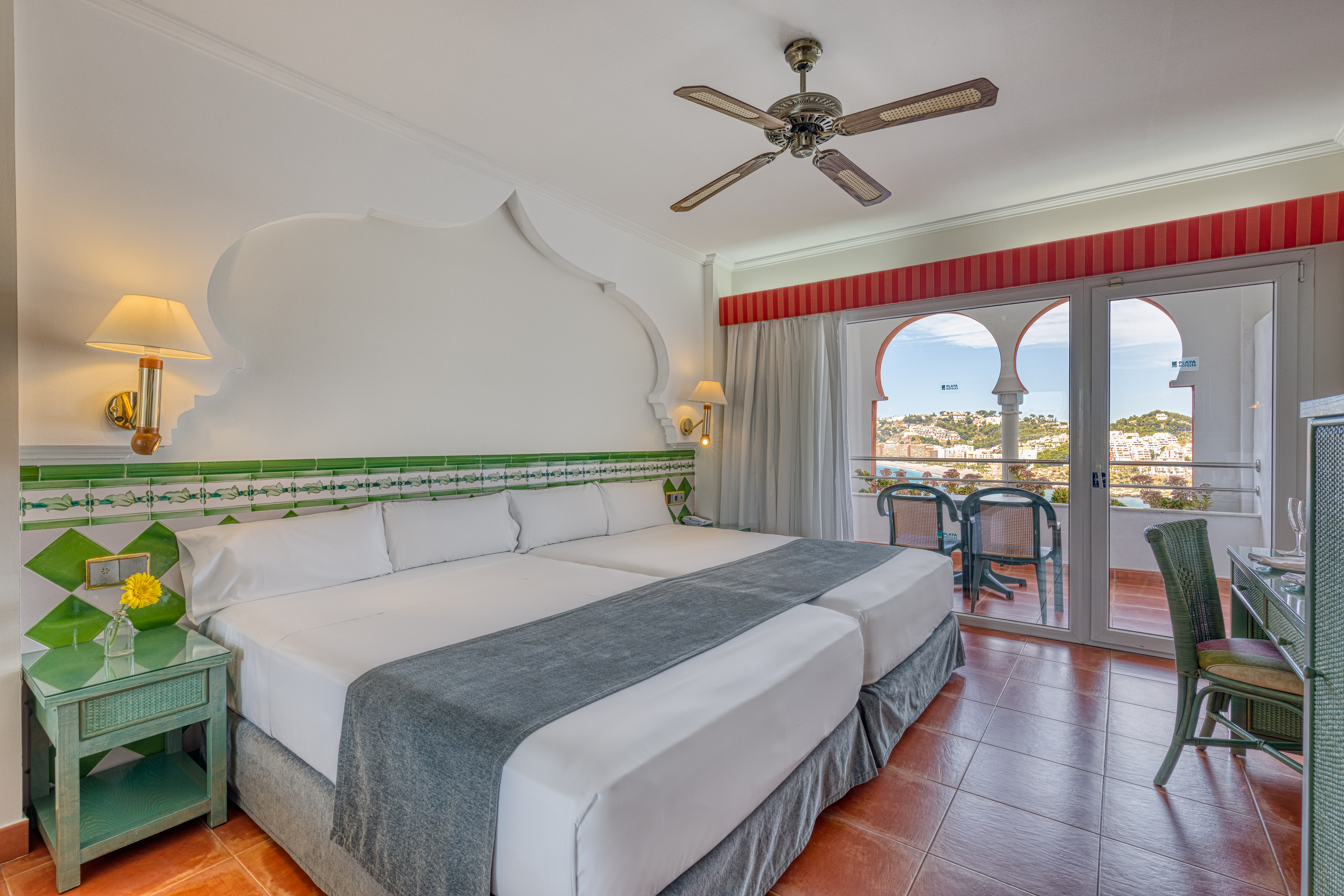 Double Room Lateral Sea View