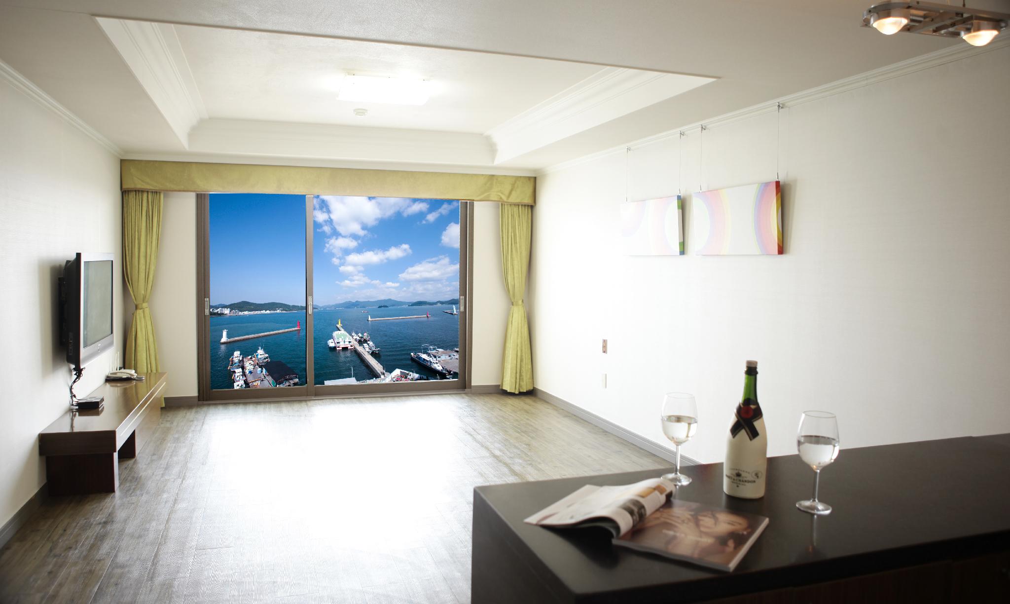 شقة سكنية بفرشتي فوتون، Bay Resort Tongyeong 3/3