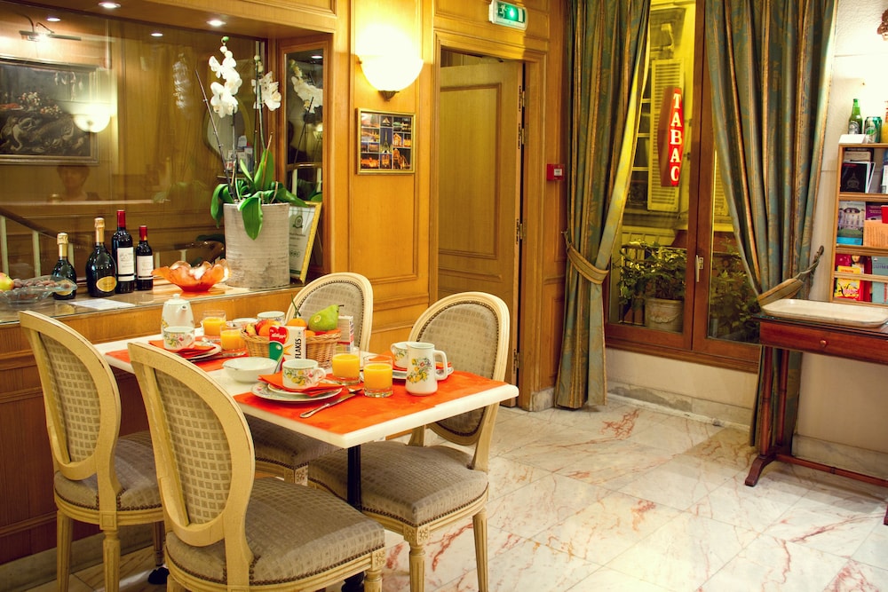 Hôtel La Sanguine 49/62