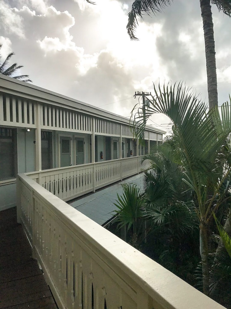 Kauai Palms Hotel 4/51