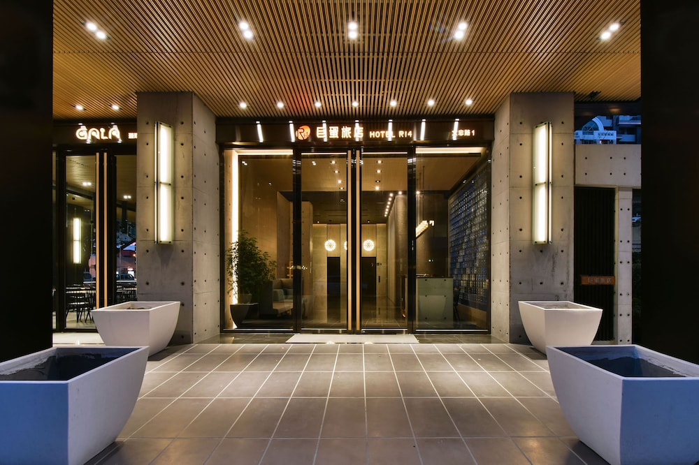 HOTEL R14 6/62