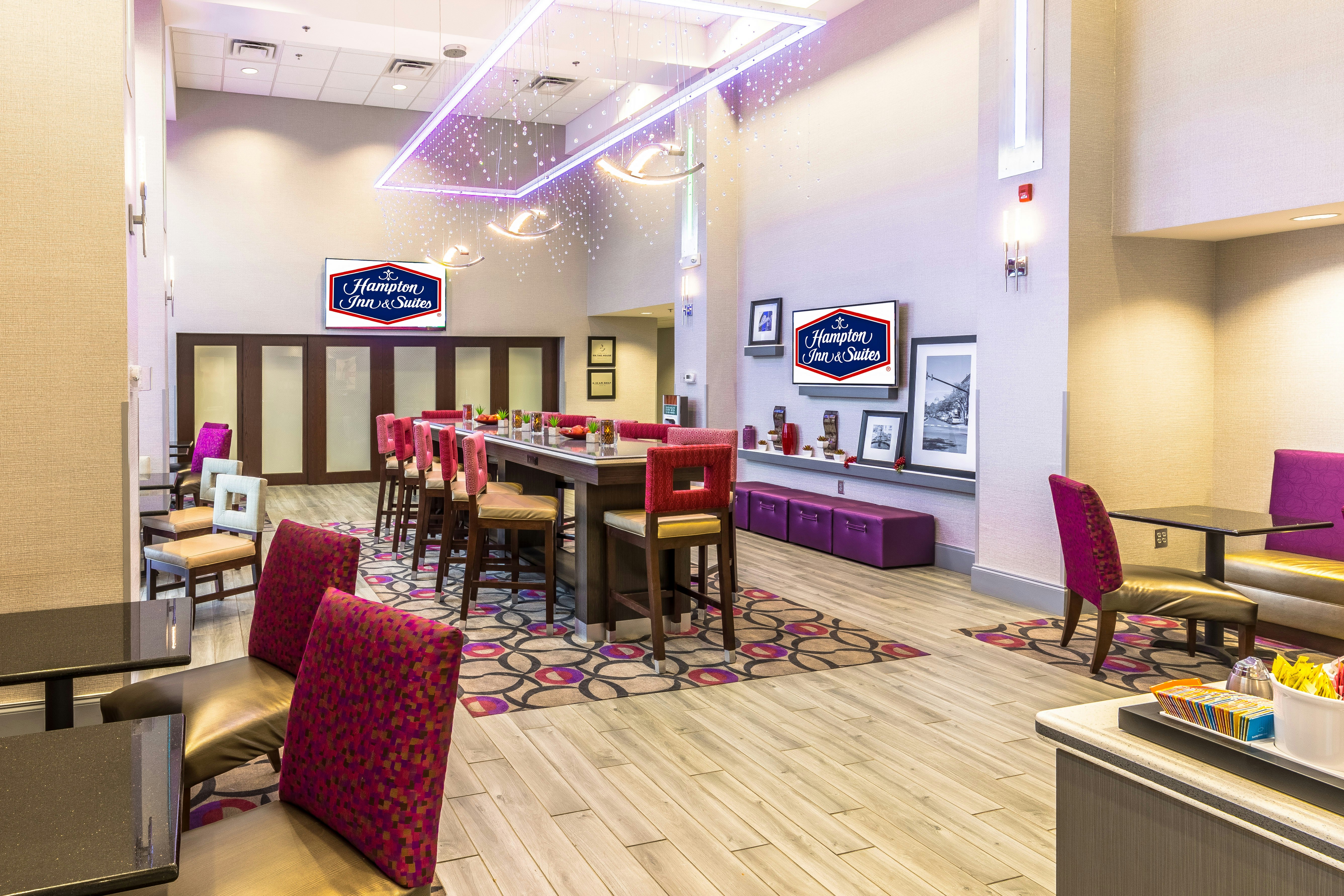 Hampton Inn Suites Dublin 32/50
