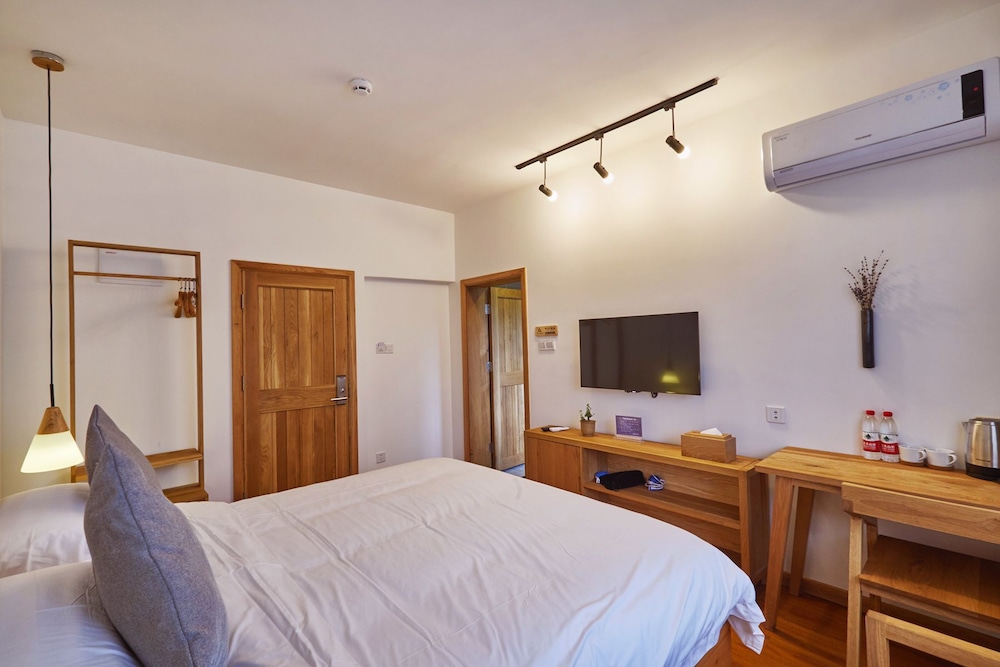 Yueshang Yunshe Boutique Hotel 35/71