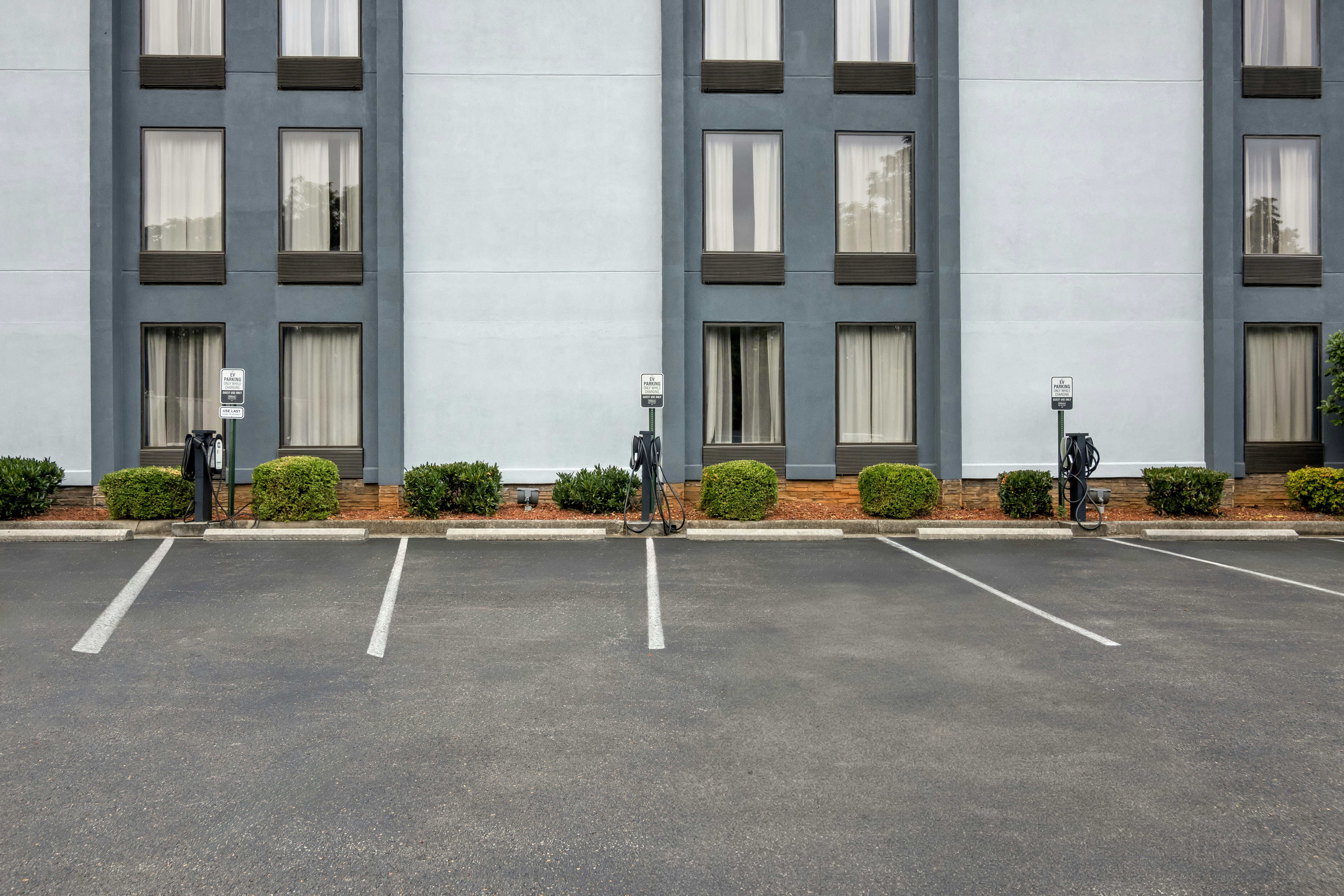 Spark by Hilton Roanoke Civic Center 32/40
