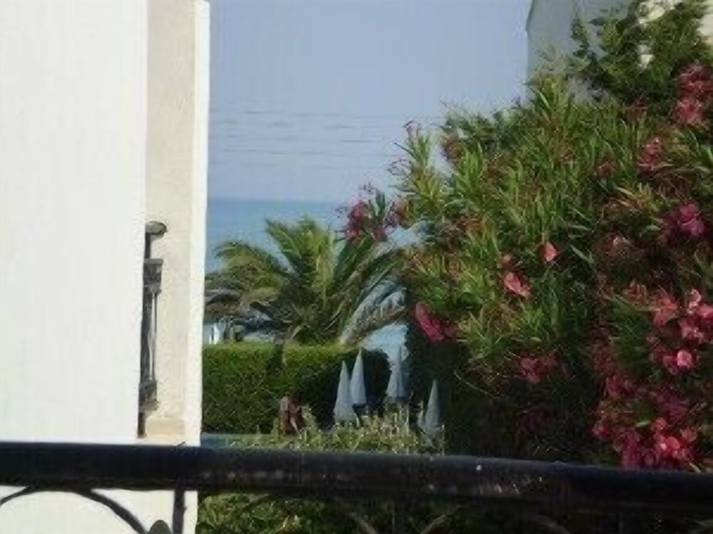Filorian Hotel Apartments 43/50
