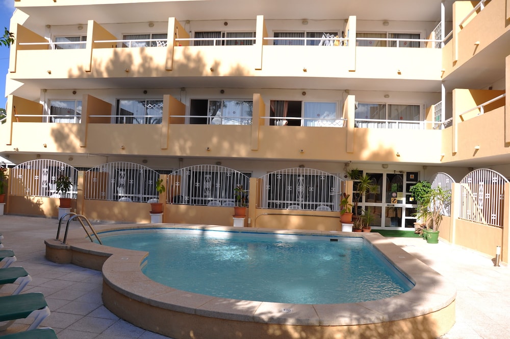 Alper Apartments photo2