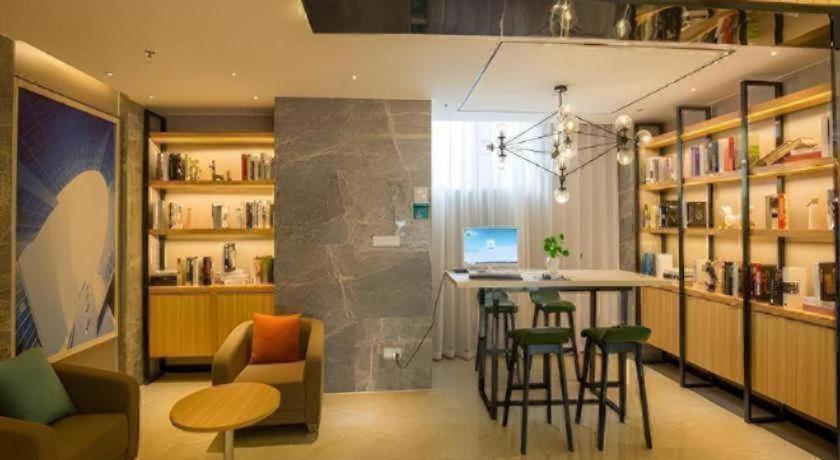 City Comfort Inn Deyang Shifang Yonghu Park 38/50