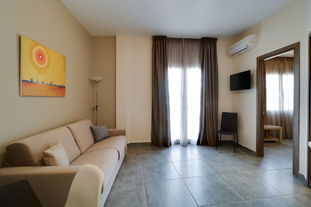 Athens Comfort Suites and Apartments 22/34