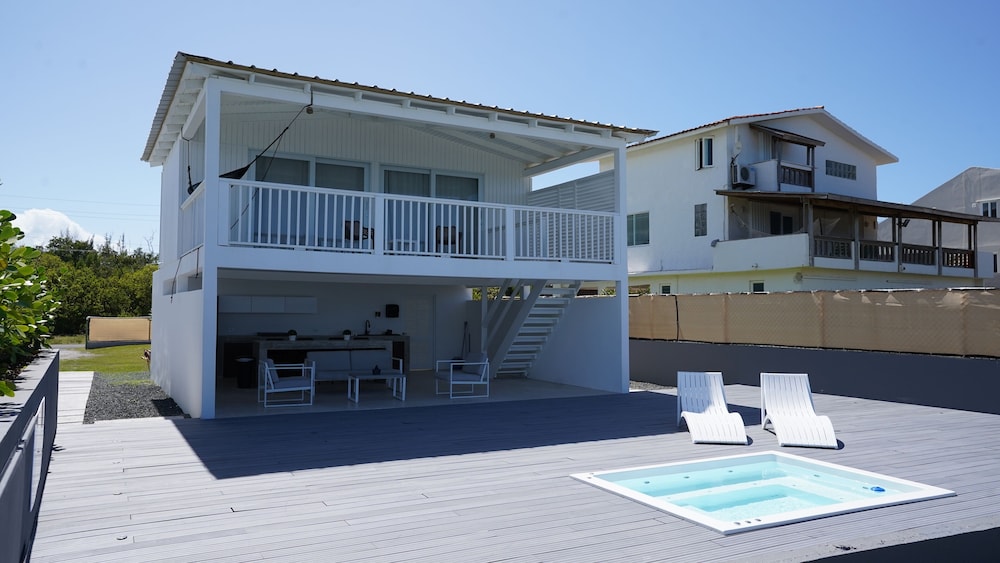 Picuas Village, Puerto Rico 6/47