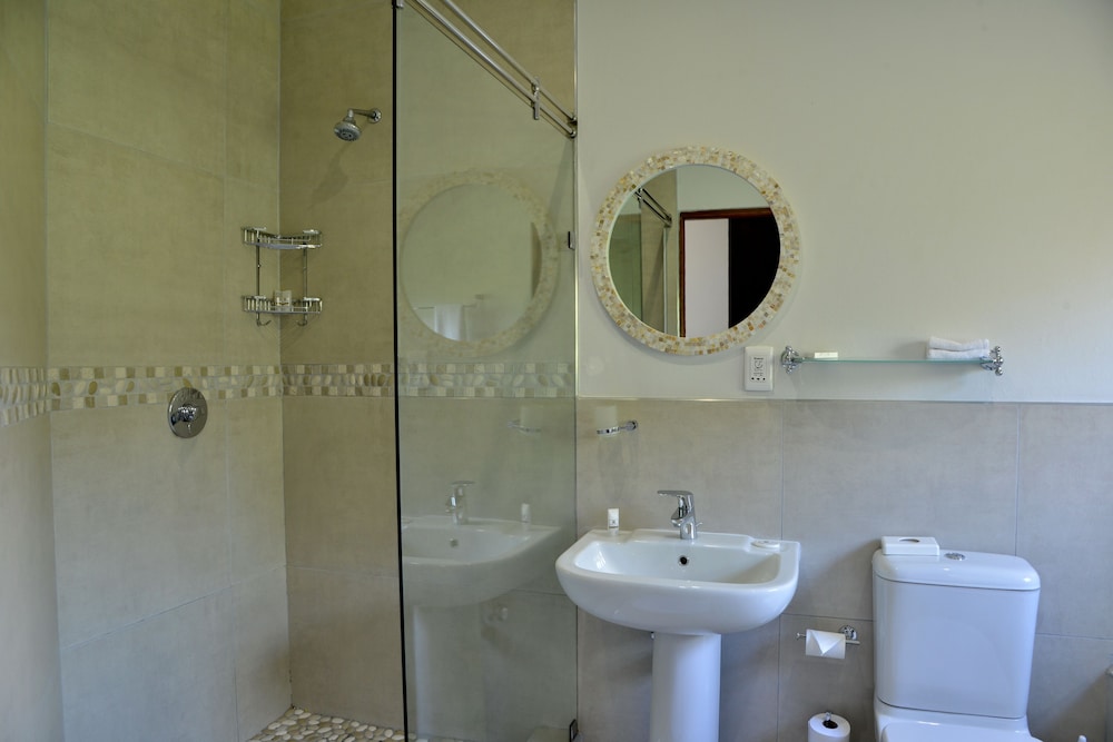 Sand River Guest House 43/50