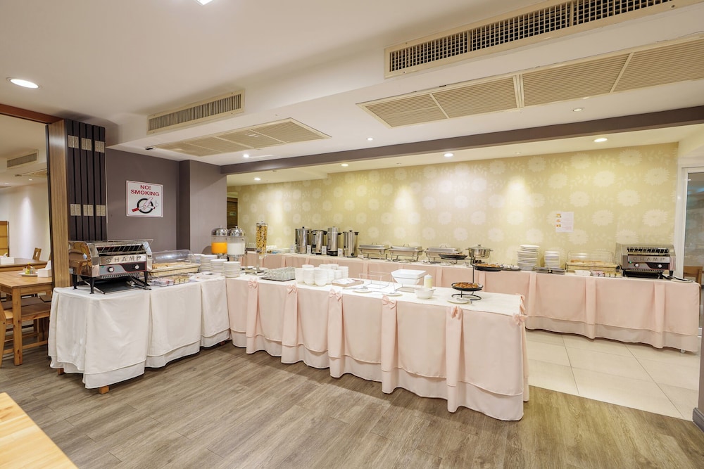 Promratchada Residence Spa 8/49