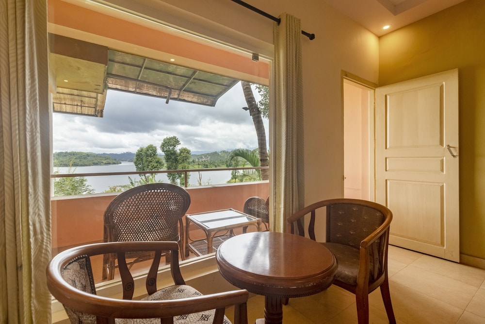 KARAPUZHA VILLAGE RESORT 36/51