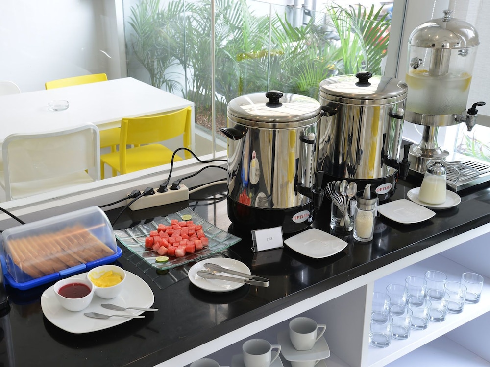 Moritz BIZ Gandaria (Ex Everyday Smart Hotel Mayestik) 35/50