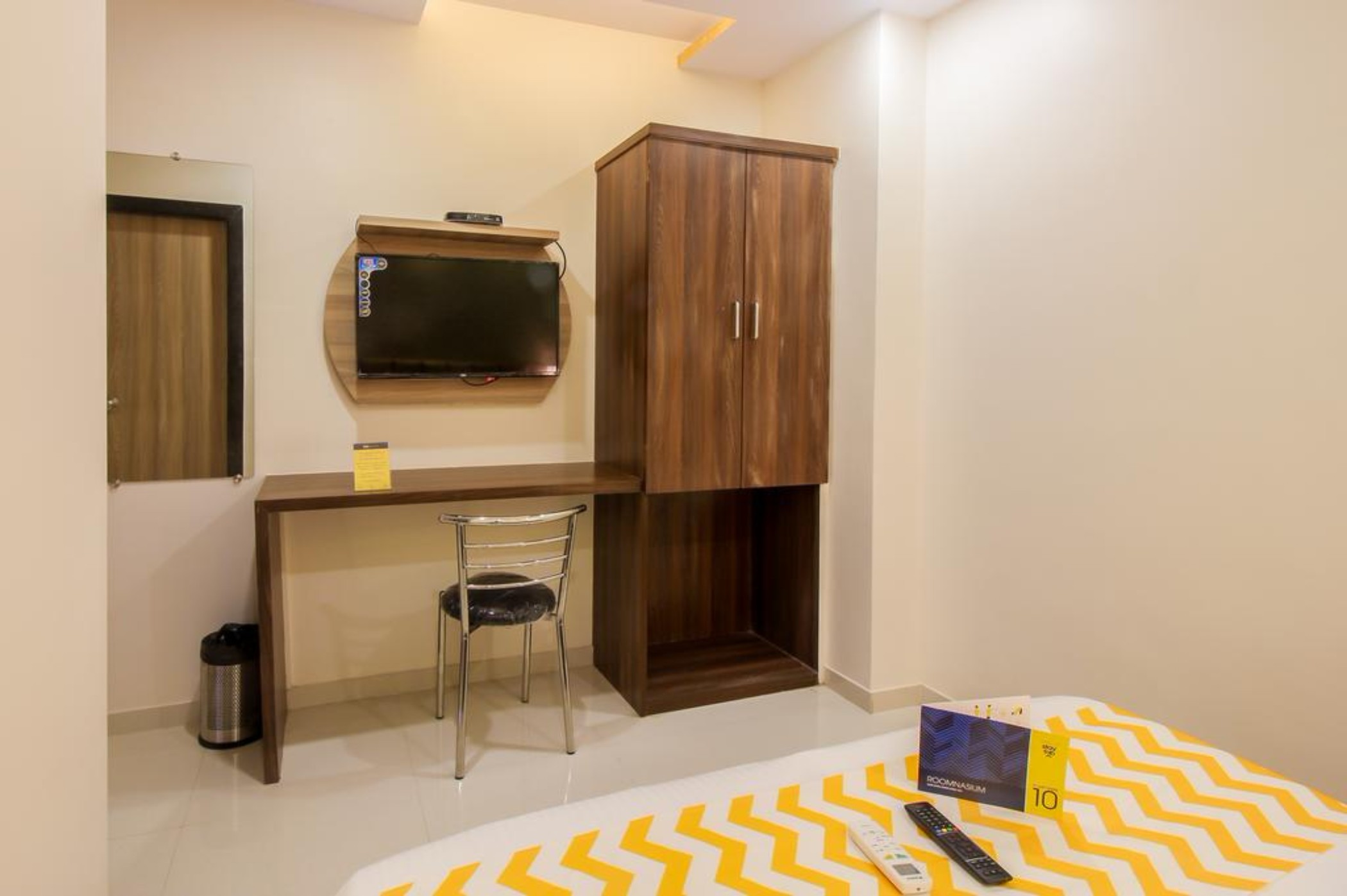 Fabhotel Hill Park Mumbai Airport 19/23
