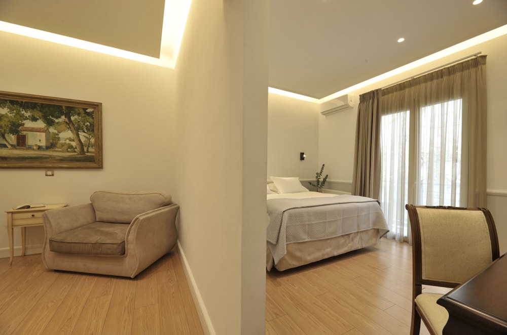 Acropolis Ami Hotel 22/37