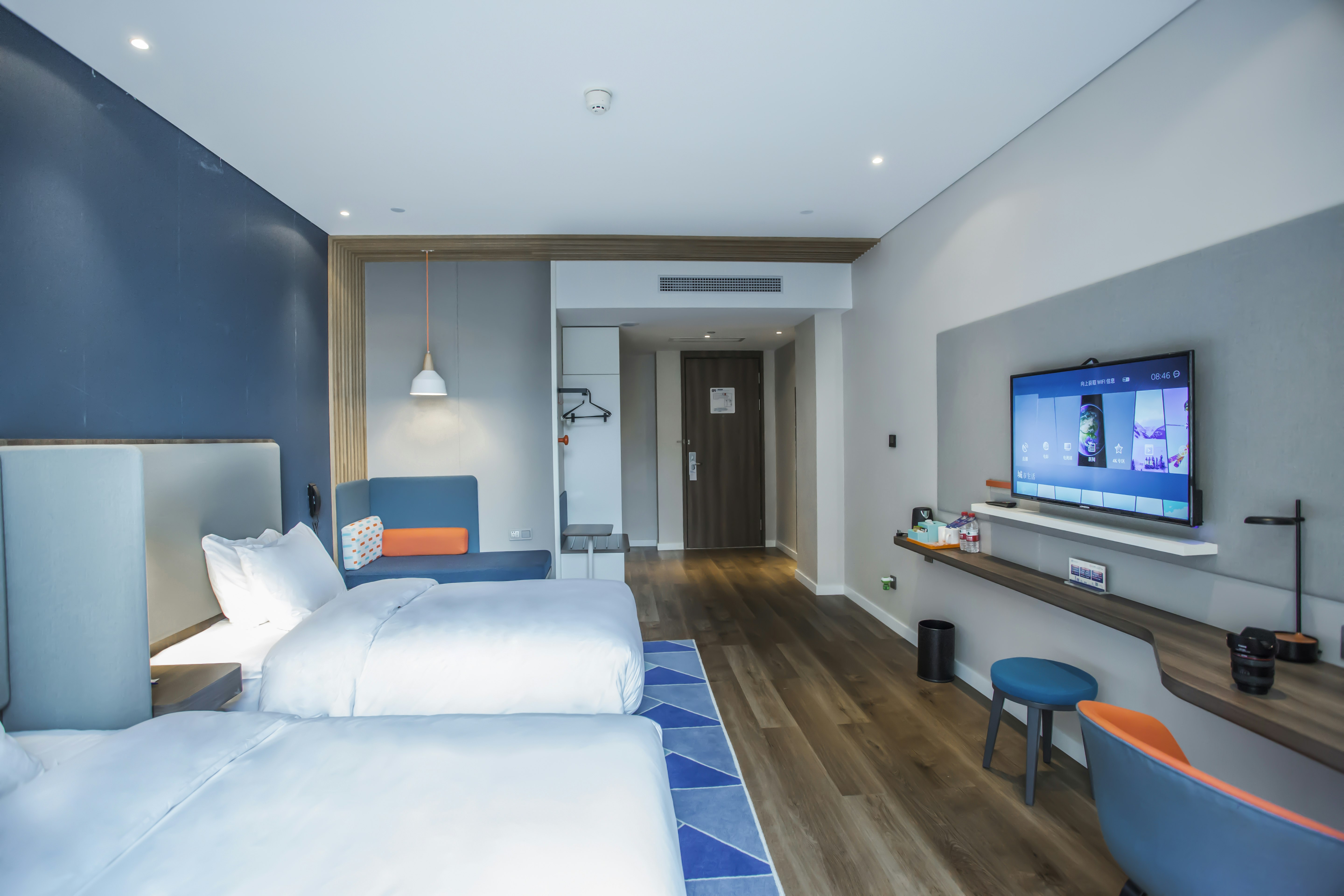 Standard Twin Bed Room