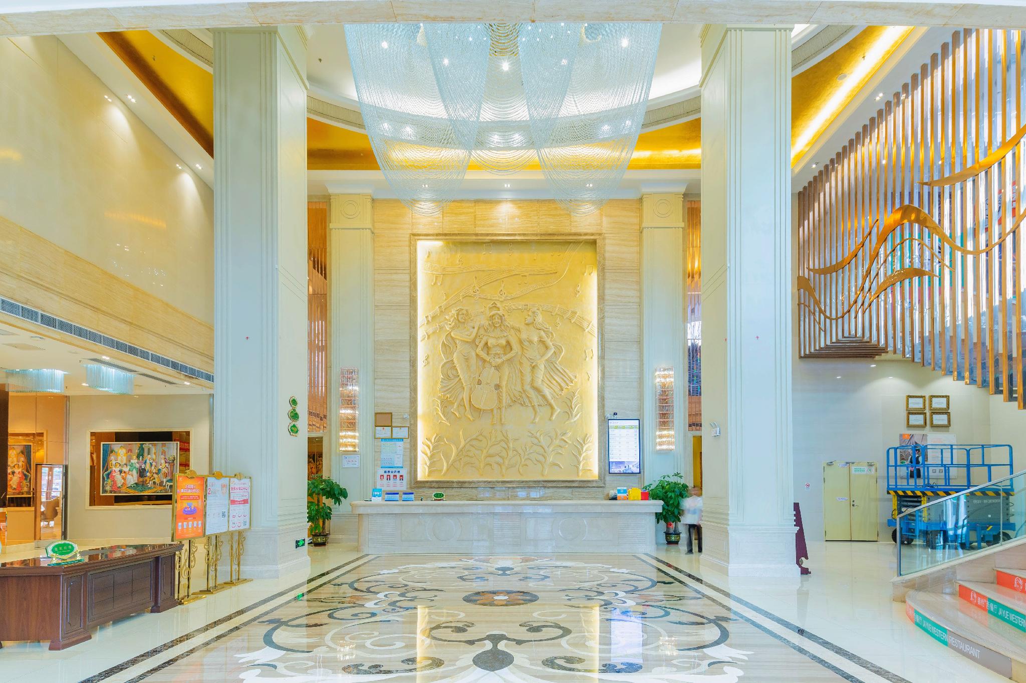 Vienna Hotel (Foshan Jiujiang Xinji Plaza Store) 9/34