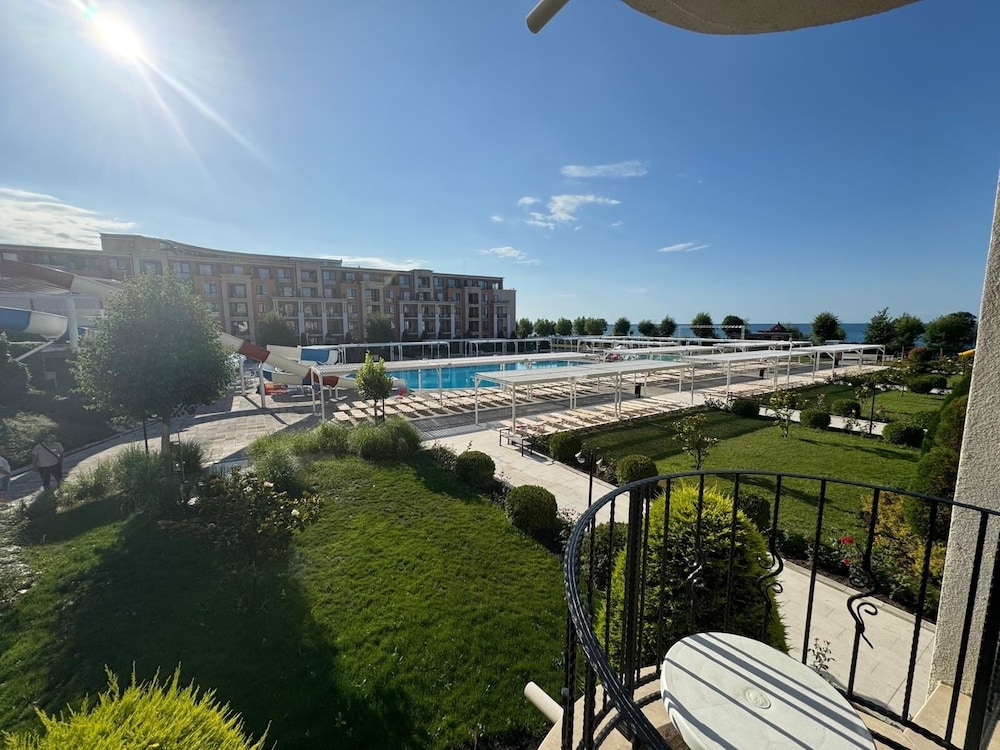 Premier Fort Beach Hotel 45/55