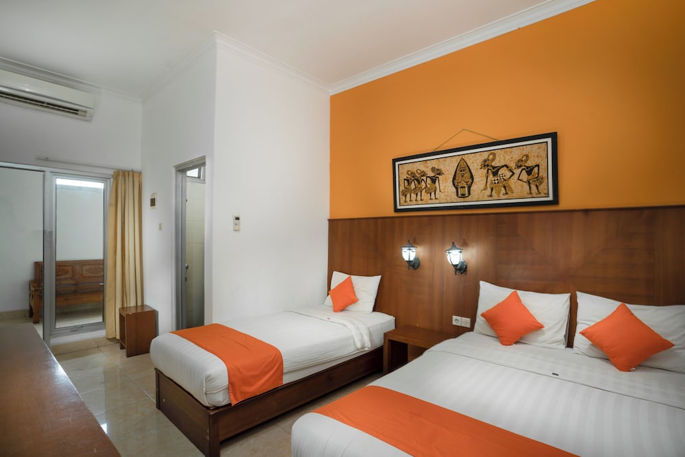 Hotel Poncowinatan - Tugu 9/21