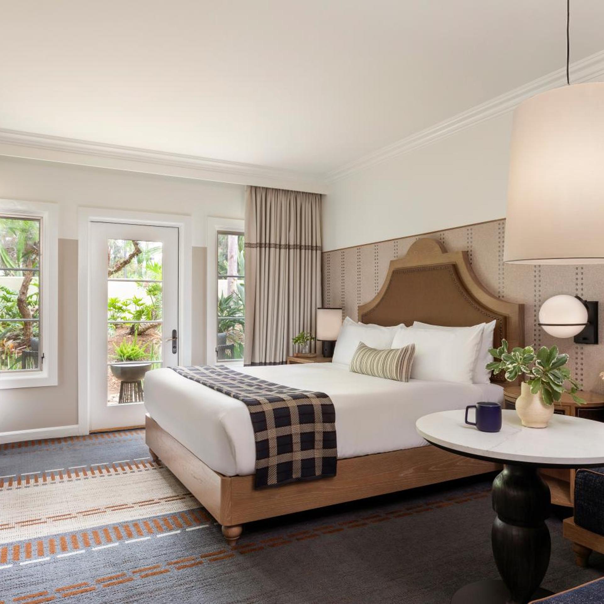 غرفة بسرير كينج لذوي الإعاقة، Estancia La Jolla Hotel And Spa 2/4