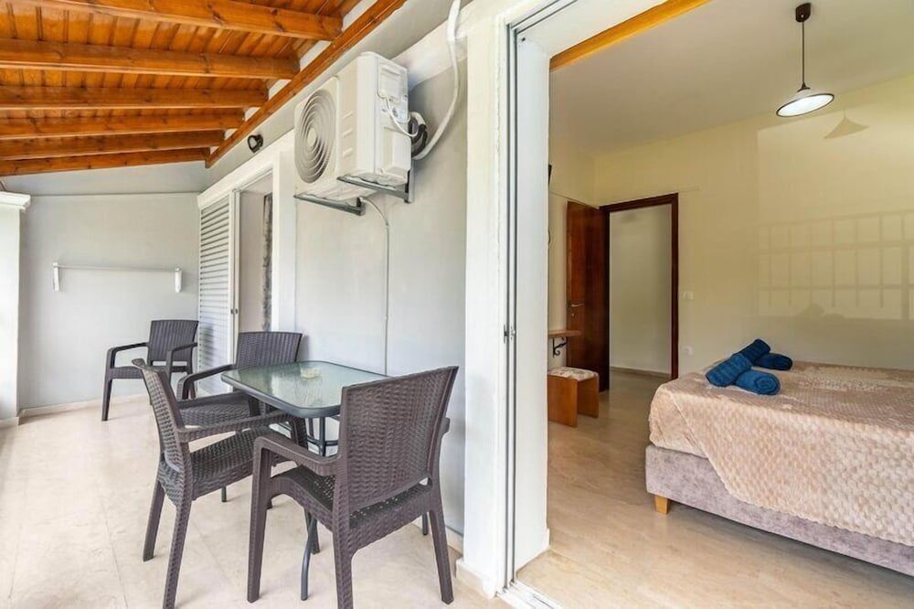 شقة بسريرين منفصلين مع أريكة، Angela Hotel & Apartments 8/10
