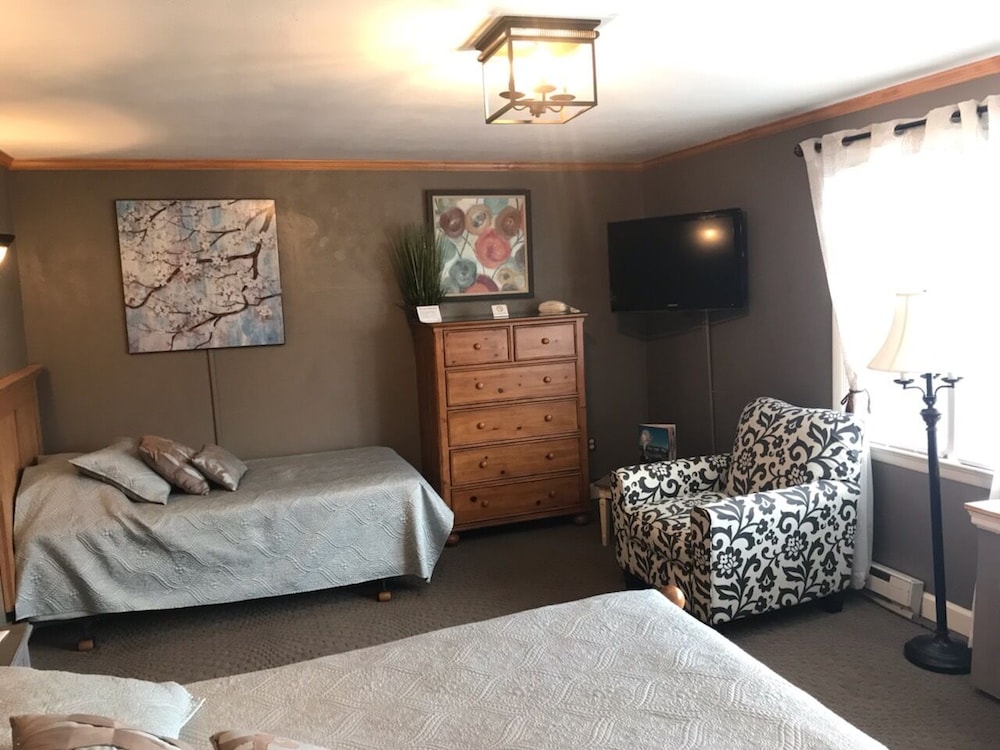 Simmons Motel 30/74