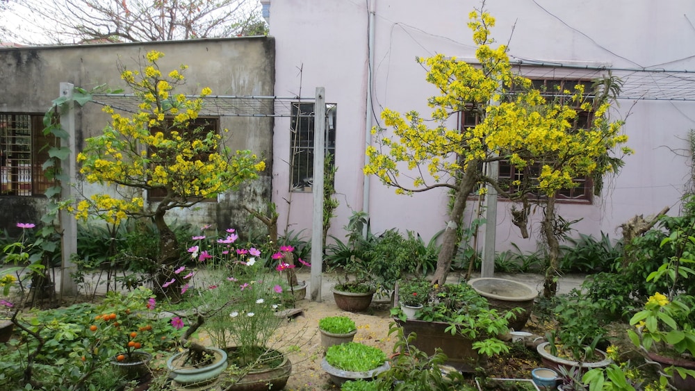 Charming Homestay 2/50